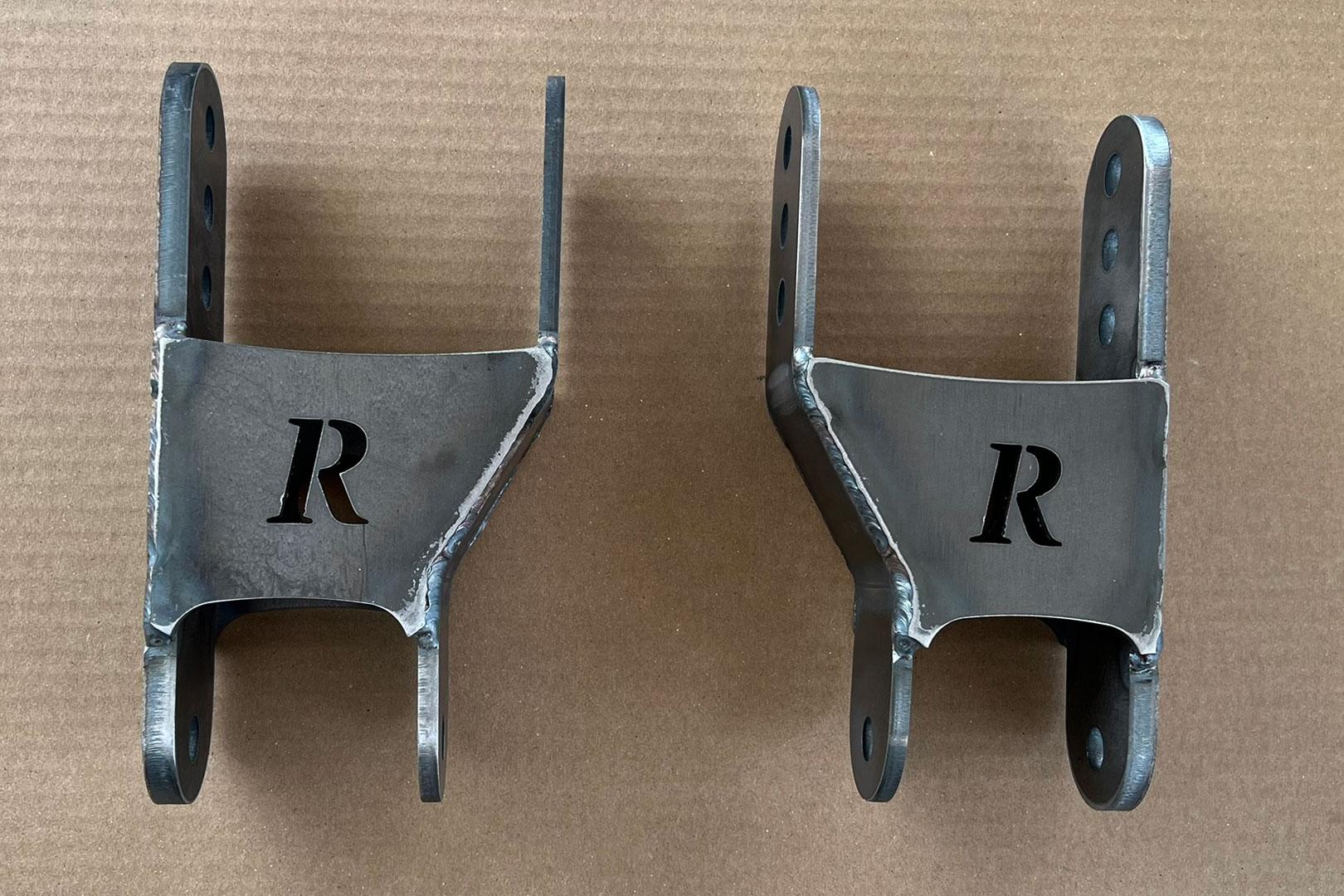 shackles-r2.jpg